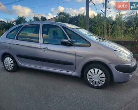 Серый Ситроен Ксара Пикассо, объемом двигателя 2 л и пробегом 300 тыс. км за 2699 $, фото 3 на Automoto.ua