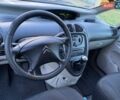 Серый Ситроен Ксара Пикассо, объемом двигателя 2 л и пробегом 76 тыс. км за 3000 $, фото 2 на Automoto.ua
