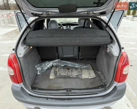 Серый Ситроен Ксара Пикассо, объемом двигателя 2 л и пробегом 265 тыс. км за 2599 $, фото 25 на Automoto.ua