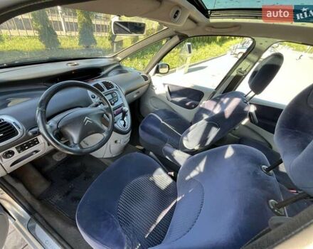 Серый Ситроен Ксара Пикассо, объемом двигателя 2 л и пробегом 203 тыс. км за 4800 $, фото 21 на Automoto.ua