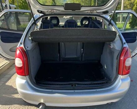 Серый Ситроен Ксара Пикассо, объемом двигателя 2 л и пробегом 203 тыс. км за 4800 $, фото 30 на Automoto.ua