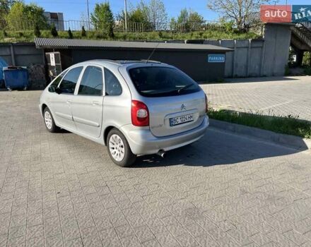 Серый Ситроен Ксара Пикассо, объемом двигателя 2 л и пробегом 203 тыс. км за 4800 $, фото 34 на Automoto.ua