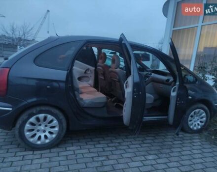 Сірий Сітроен Ксара Пікассо, об'ємом двигуна 1.76 л та пробігом 729 тис. км за 3300 $, фото 15 на Automoto.ua