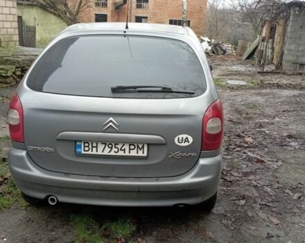 Серый Ситроен Ксара Пикассо, объемом двигателя 1.7 л и пробегом 1000 тыс. км за 3500 $, фото 3 на Automoto.ua