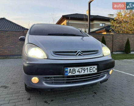 Серый Ситроен Ксара Пикассо, объемом двигателя 2 л и пробегом 318 тыс. км за 2500 $, фото 8 на Automoto.ua