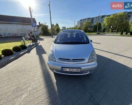 Серый Ситроен Ксара Пикассо, объемом двигателя 2 л и пробегом 203 тыс. км за 4800 $, фото 10 на Automoto.ua