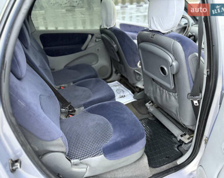 Серый Ситроен Ксара Пикассо, объемом двигателя 2 л и пробегом 265 тыс. км за 2599 $, фото 13 на Automoto.ua