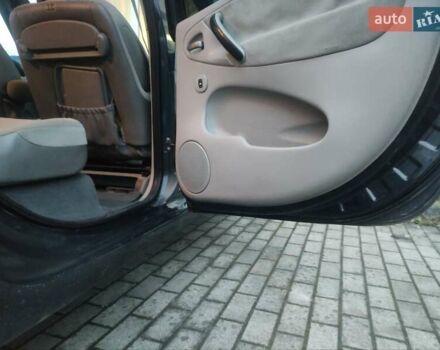 Сірий Сітроен Ксара Пікассо, об'ємом двигуна 1.76 л та пробігом 729 тис. км за 3300 $, фото 14 на Automoto.ua