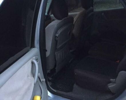 Серый Ситроен Ксара Пикассо, объемом двигателя 1.6 л и пробегом 241 тыс. км за 3200 $, фото 5 на Automoto.ua