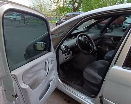 Серый Ситроен Ксара Пикассо, объемом двигателя 1.7 л и пробегом 375 тыс. км за 2700 $, фото 4 на Automoto.ua