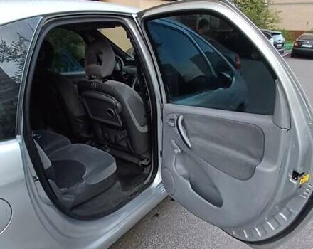 Серый Ситроен Ксара Пикассо, объемом двигателя 1.7 л и пробегом 375 тыс. км за 2700 $, фото 5 на Automoto.ua