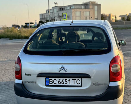 Сірий Сітроен Ксара Пікассо, об'ємом двигуна 1.59 л та пробігом 174 тис. км за 3200 $, фото 29 на Automoto.ua