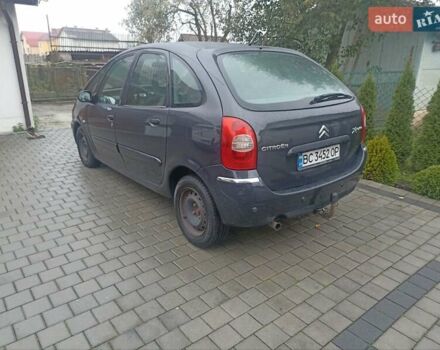 Серый Ситроен Ксара Пикассо, объемом двигателя 1.59 л и пробегом 284 тыс. км за 4000 $, фото 2 на Automoto.ua