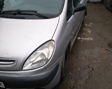 Сірий Сітроен Ксара Пікассо, об'ємом двигуна 1.6 л та пробігом 250 тис. км за 2600 $, фото 1 на Automoto.ua