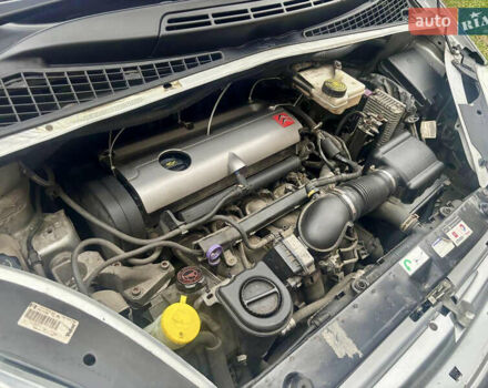 Серый Ситроен Ксара Пикассо, объемом двигателя 2 л и пробегом 256 тыс. км за 3800 $, фото 17 на Automoto.ua