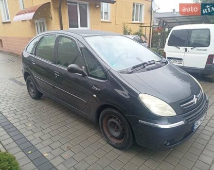 Серый Ситроен Ксара Пикассо, объемом двигателя 1.59 л и пробегом 284 тыс. км за 4000 $, фото 3 на Automoto.ua