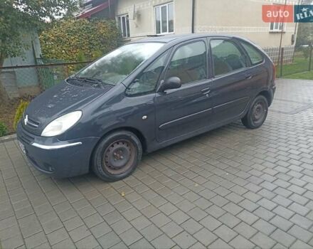 Серый Ситроен Ксара Пикассо, объемом двигателя 1.59 л и пробегом 284 тыс. км за 4000 $, фото 5 на Automoto.ua