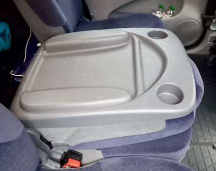 Серый Ситроен Ксара Пикассо, объемом двигателя 2 л и пробегом 256 тыс. км за 3800 $, фото 16 на Automoto.ua