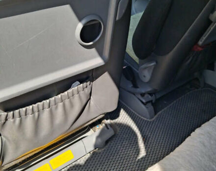 Серый Ситроен Ксара Пикассо, объемом двигателя 1.58 л и пробегом 208 тыс. км за 4500 $, фото 9 на Automoto.ua