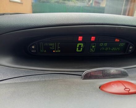 Сірий Сітроен Ксара Пікассо, об'ємом двигуна 1.6 л та пробігом 300 тис. км за 3950 $, фото 2 на Automoto.ua