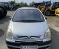 Сірий Сітроен Ксара Пікассо, об'ємом двигуна 1.59 л та пробігом 240 тис. км за 4000 $, фото 1 на Automoto.ua