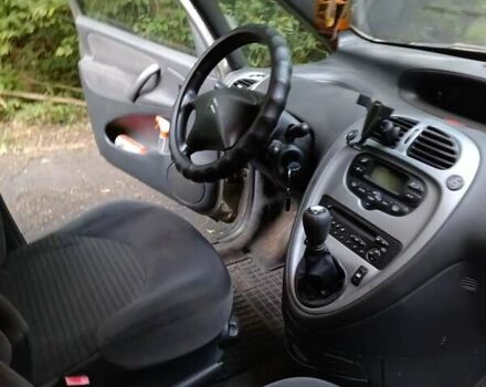 Сірий Сітроен Ксара Пікассо, об'ємом двигуна 1.6 л та пробігом 290 тис. км за 4300 $, фото 5 на Automoto.ua