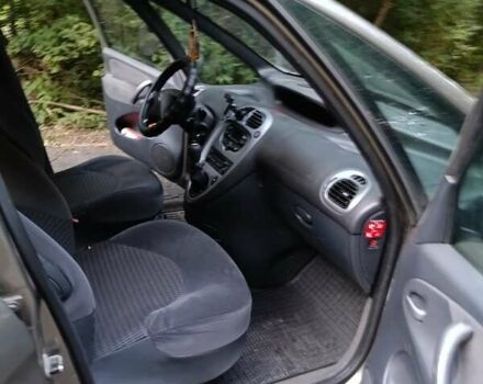 Сірий Сітроен Ксара Пікассо, об'ємом двигуна 1.6 л та пробігом 290 тис. км за 4300 $, фото 2 на Automoto.ua