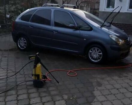 Сірий Сітроен Ксара Пікассо, об'ємом двигуна 1.59 л та пробігом 295 тис. км за 3650 $, фото 4 на Automoto.ua