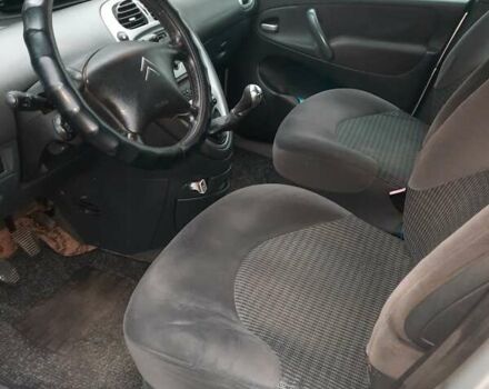 Сірий Сітроен Ксара Пікассо, об'ємом двигуна 1.6 л та пробігом 268 тис. км за 3900 $, фото 3 на Automoto.ua