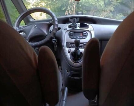 Сірий Сітроен Ксара Пікассо, об'ємом двигуна 1.6 л та пробігом 290 тис. км за 4300 $, фото 14 на Automoto.ua