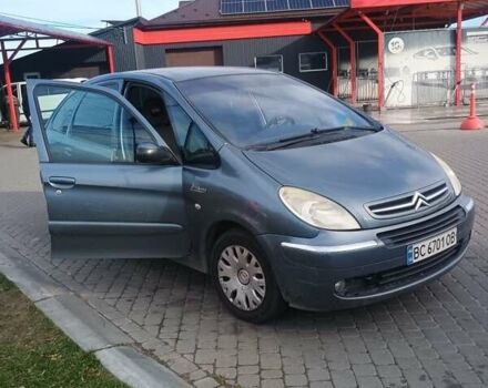Ситроен Ксара Пикассо 2008 в Яворове на Automoto.ua Серый Ситроен Ксара Пикассо, объемом двигателя 1.6 л и пробегом 300 тыс. км за 3900 $, фото 1 на Automoto.ua