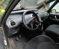 Сірий Сітроен Ксара Пікассо, об'ємом двигуна 1.6 л та пробігом 290 тис. км за 4300 $, фото 19 на Automoto.ua