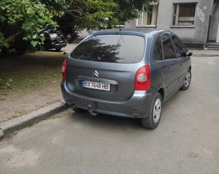 Сірий Сітроен Ксара Пікассо, об'ємом двигуна 1.59 л та пробігом 237 тис. км за 4000 $, фото 3 на Automoto.ua