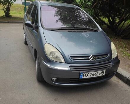 Сірий Сітроен Ксара Пікассо, об'ємом двигуна 1.59 л та пробігом 237 тис. км за 4000 $, фото 4 на Automoto.ua