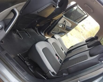 Сірий Сітроен Ксара Пікассо, об'ємом двигуна 1.6 л та пробігом 315 тис. км за 6450 $, фото 12 на Automoto.ua