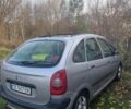 Сірий Сітроен Ксара Пікассо, об'ємом двигуна 1.6 л та пробігом 370 тис. км за 2600 $, фото 7 на Automoto.ua