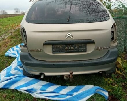 Сірий Сітроен Ксара Пікассо, об'ємом двигуна 1.7 л та пробігом 350 тис. км за 1071 $, фото 1 на Automoto.ua
