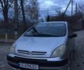 Серый Ситроен Ксара Пикассо, объемом двигателя 1.6 л и пробегом 241 тыс. км за 3200 $, фото 1 на Automoto.ua