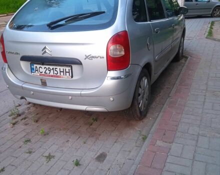 Серый Ситроен Ксара Пикассо, объемом двигателя 1.6 л и пробегом 330 тыс. км за 2700 $, фото 4 на Automoto.ua