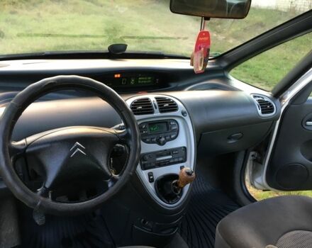 Ситроен Ксара Пикассо 2009 в Ковель на Automoto.ua Серый Ситроен Ксара Пикассо, объемом двигателя 1.6 л и пробегом 267 тыс. км за 3650 $, фото 14 на Automoto.ua