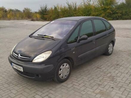 Серый Ситроен Ксара Пикассо, объемом двигателя 1.75 л и пробегом 240 тыс. км за 2999 $, фото 1 на Automoto.ua