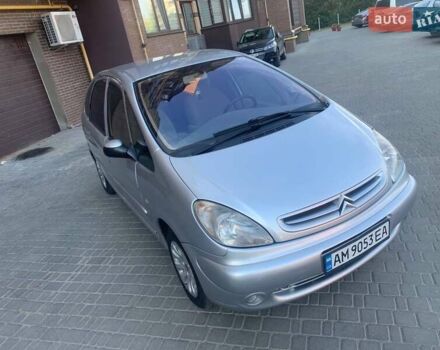 Серый Ситроен Ксара Пикассо, объемом двигателя 2 л и пробегом 320 тыс. км за 3700 $, фото 1 на Automoto.ua