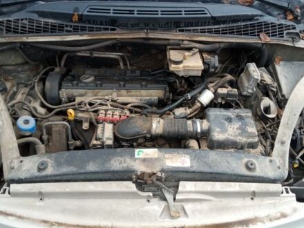 Серый Ситроен Ксара Пикассо, объемом двигателя 1.7 л и пробегом 350 тыс. км за 1071 $, фото 1 на Automoto.ua