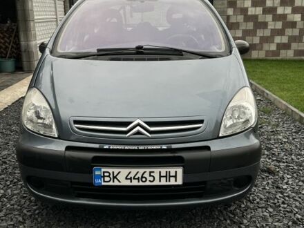 Ситроен Ксара Пикассо 2005 в Дубно на Automoto.ua Серый Ситроен Ксара Пикассо, объемом двигателя 1.6 л и пробегом 193 тыс. км за 3600 $, фото 1 на Automoto.ua