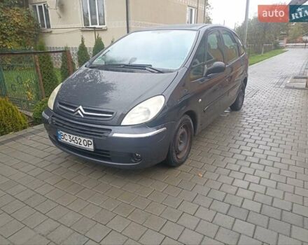 Серый Ситроен Ксара Пикассо, объемом двигателя 1.59 л и пробегом 284 тыс. км за 4000 $, фото 1 на Automoto.ua