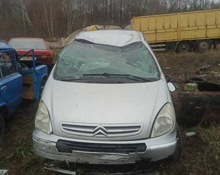 Сірий Сітроен Ксара Пікассо, об'ємом двигуна 1.6 л та пробігом 265 тис. км за 1000 $, фото 1 на Automoto.ua