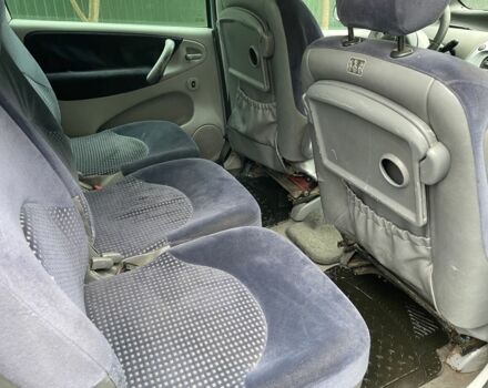 Ситроен Ксара Пикассо 2003 в Смеле на Automoto.ua Синий Ситроен Ксара Пикассо, объемом двигателя 2 л и пробегом 300 тыс. км за 1600 $, фото 11 на Automoto.ua