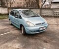 Синій Сітроен Ксара Пікассо, об'ємом двигуна 2 л та пробігом 300 тис. км за 1400 $, фото 1 на Automoto.ua