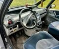 Синий Ситроен Ксара Пикассо, объемом двигателя 1.6 л и пробегом 330 тыс. км за 2200 $, фото 6 на Automoto.ua