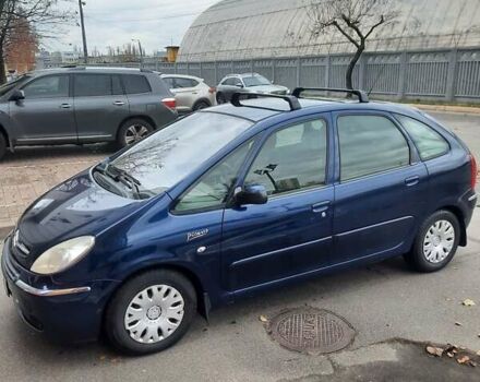 Синий Ситроен Ксара Пикассо, объемом двигателя 1.59 л и пробегом 215 тыс. км за 4000 $, фото 1 на Automoto.ua